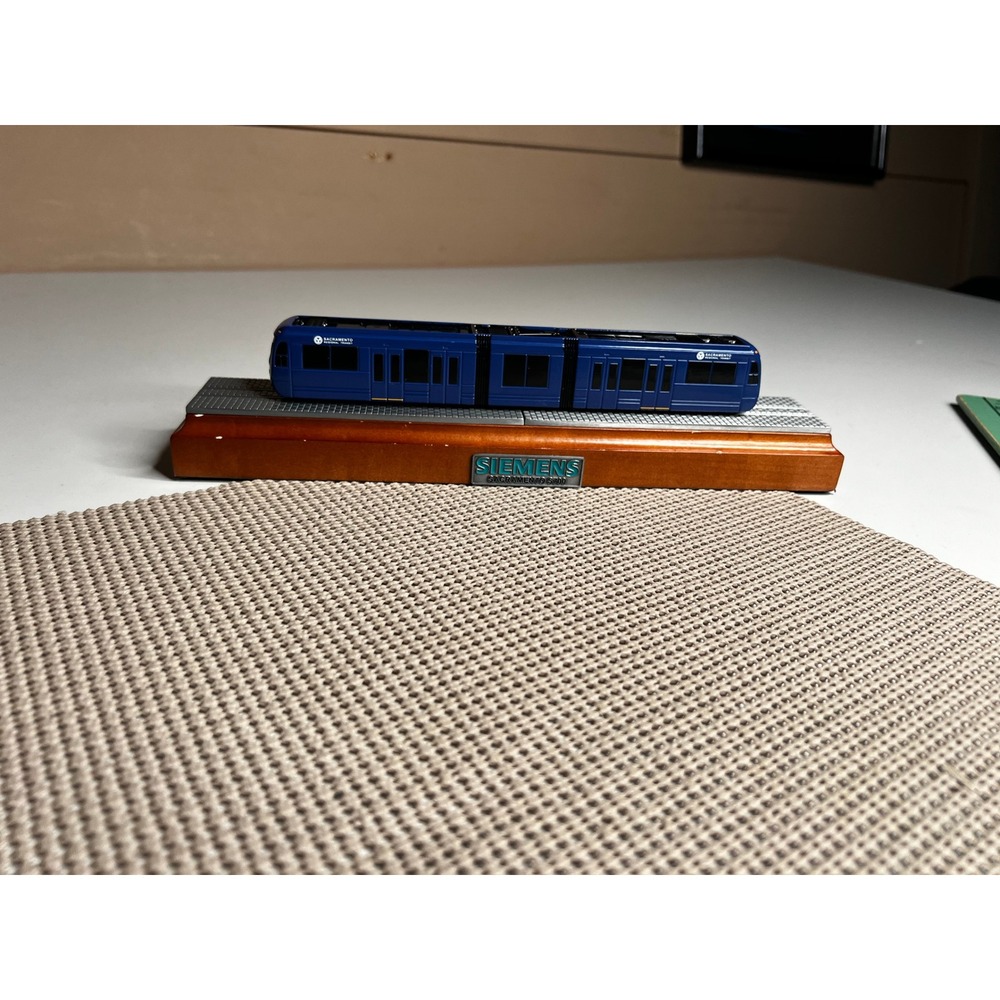 Siemens Sacramento S700 Light Rail Vehicle Model Display Wood Base Train Blue